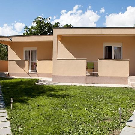Apartmani Lea Starigrad Paklenica Exteriör bild