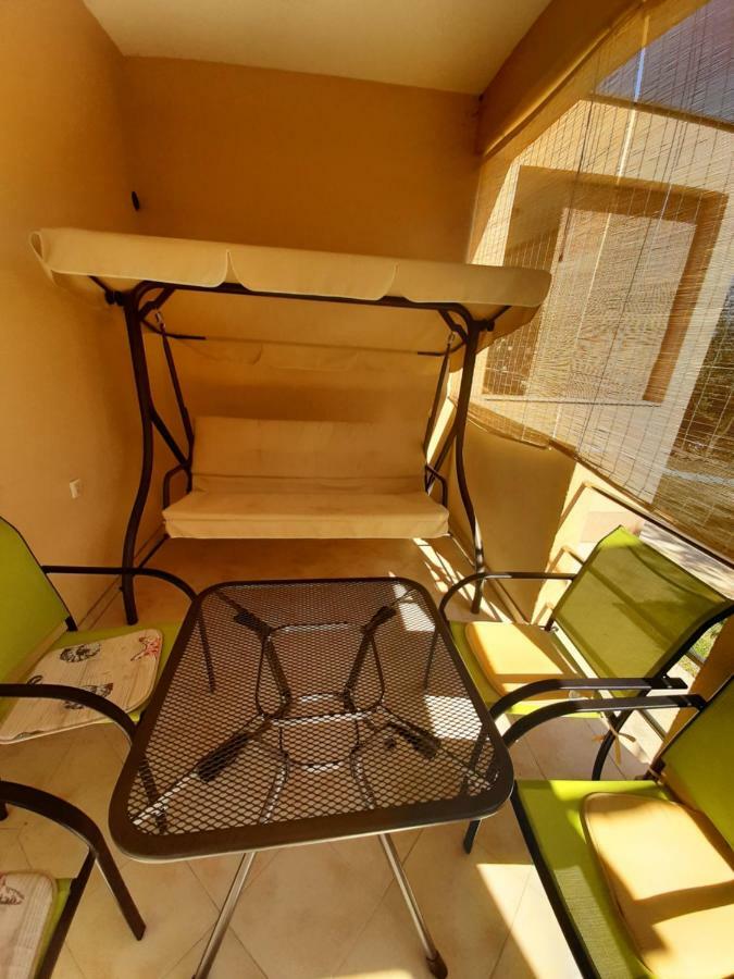 Apartmani Lea Starigrad Paklenica Exteriör bild