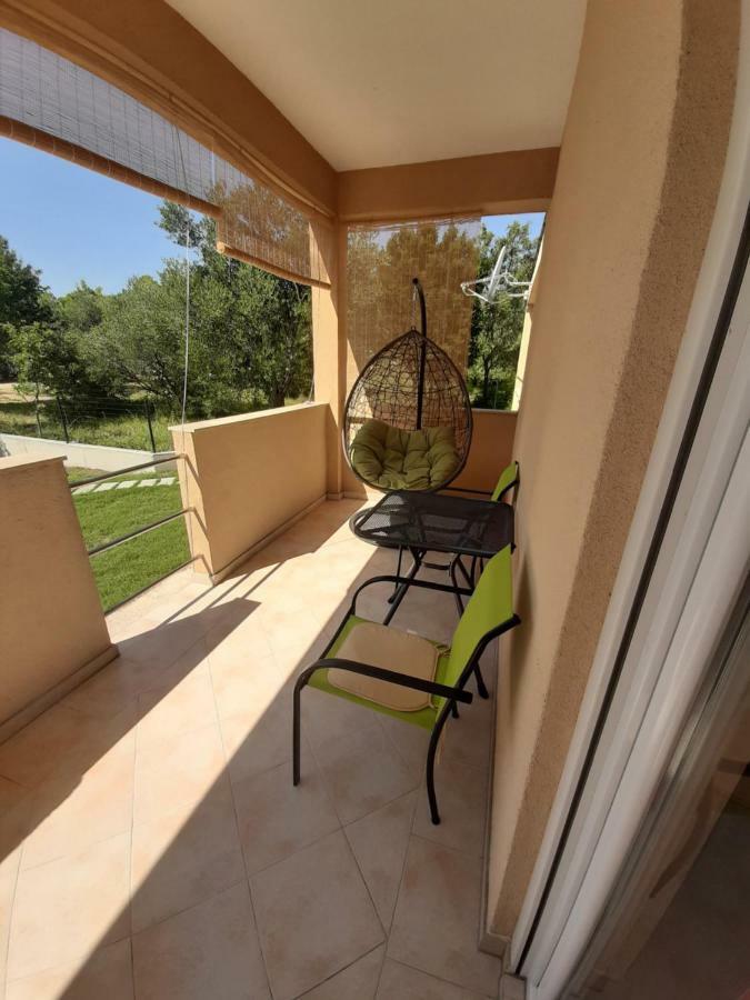 Apartmani Lea Starigrad Paklenica Exteriör bild