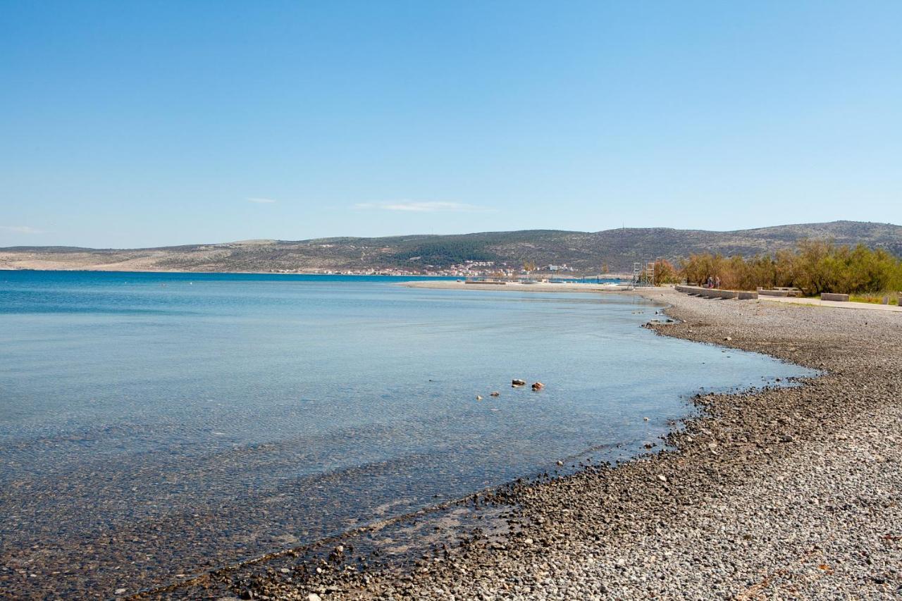 Apartmani Lea Starigrad Paklenica Exteriör bild