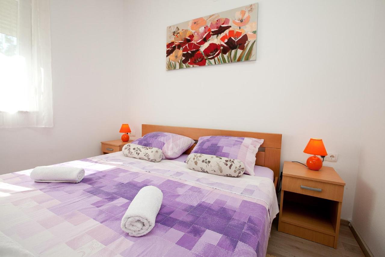 Apartmani Lea Starigrad Paklenica Exteriör bild