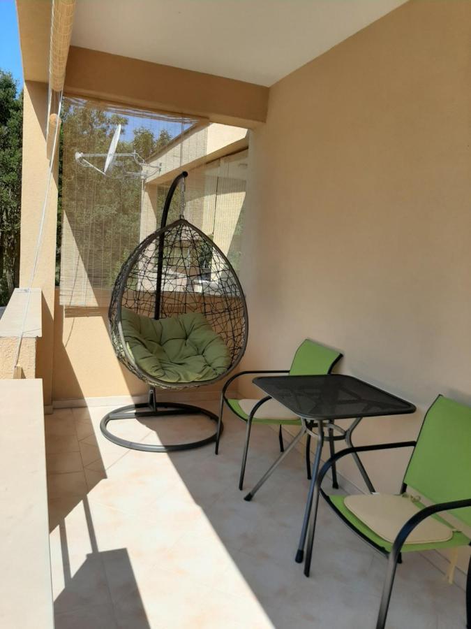 Apartmani Lea Starigrad Paklenica Exteriör bild